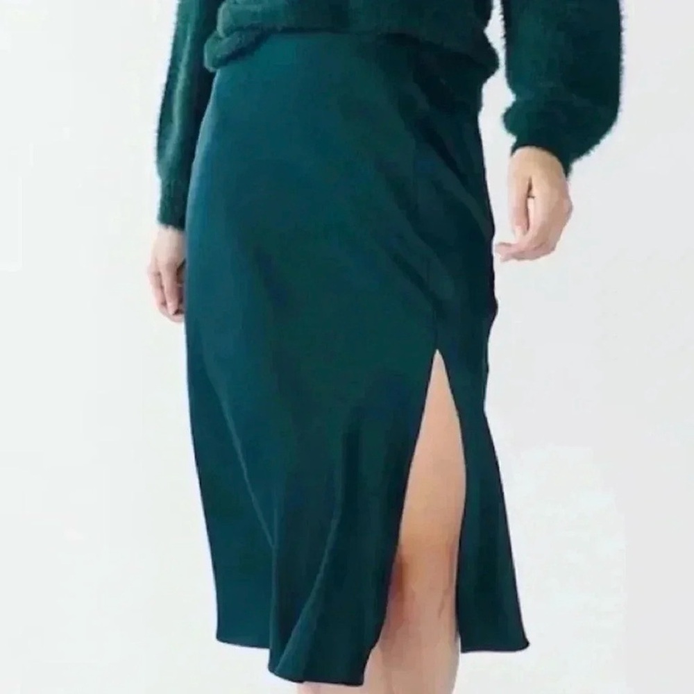 NWT Cara Santana x Nine West Emerald Slip Skirt
